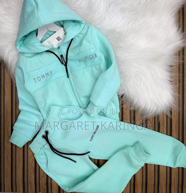 Zipped Tracksuit - thumbnail 8