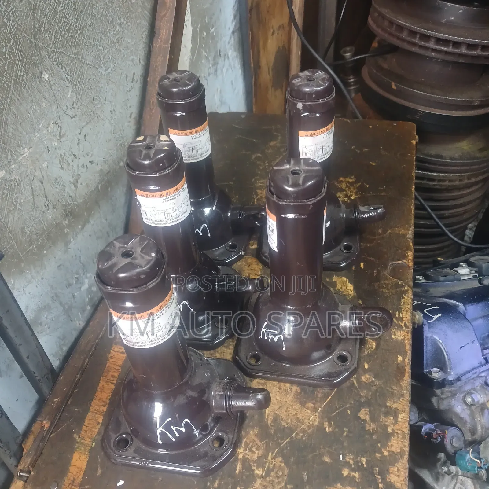 Hydraulic Jack for Land Cruiser, Hilux, Hiace.