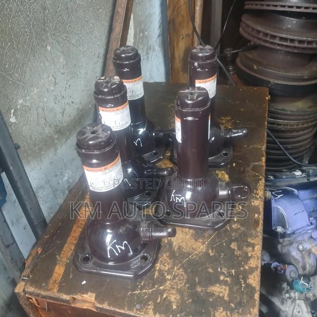 Hydraulic Jack for Land Cruiser, Hilux, Hiace. - thumbnail 2