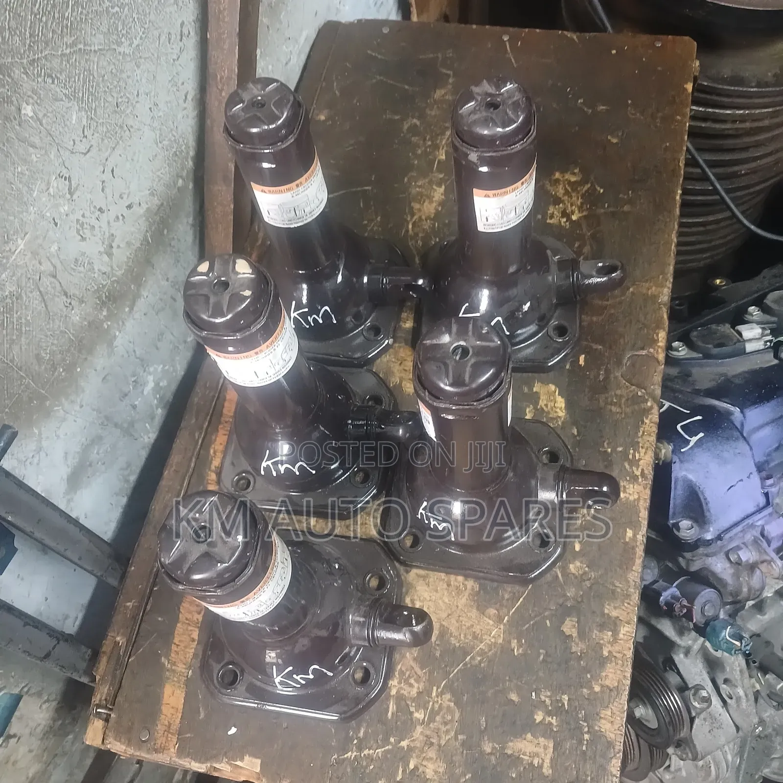 Hydraulic Jack for Land Cruiser, Hilux, Hiace.