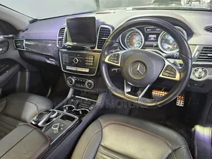 Mercedes-Benz GLE-Class 2019 Black