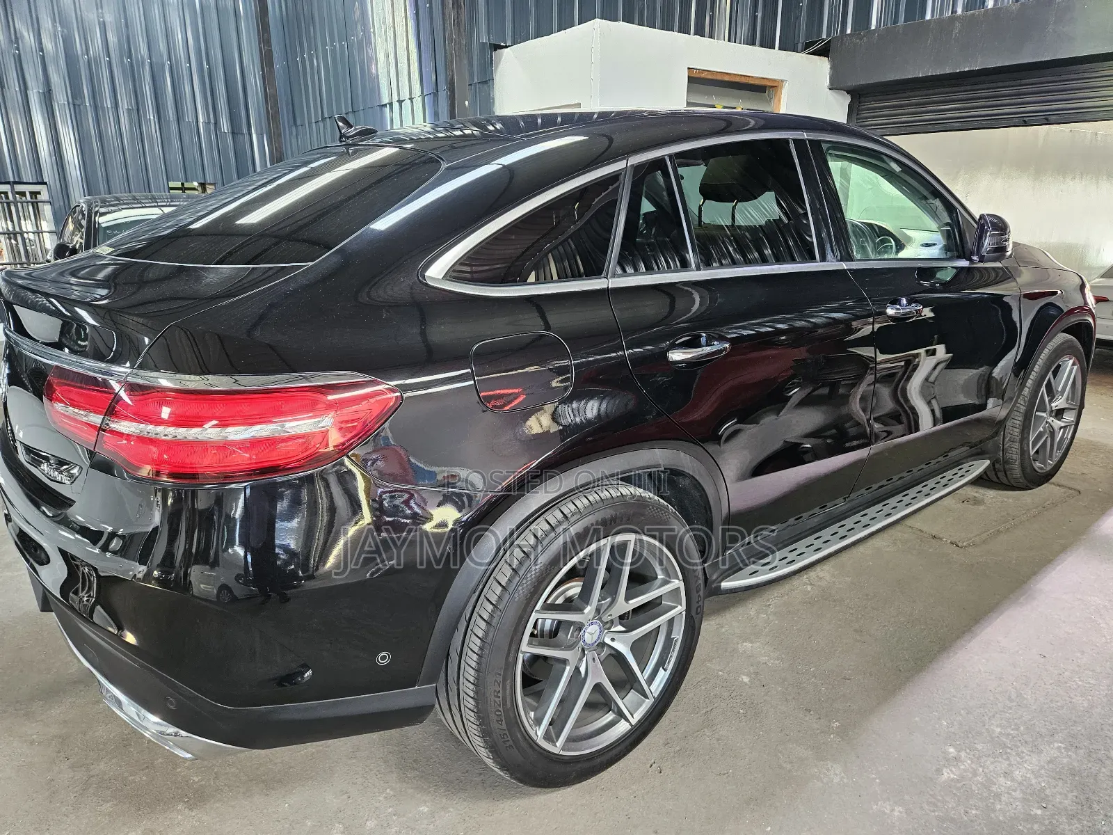 Mercedes-Benz GLE-Class 2019 Black