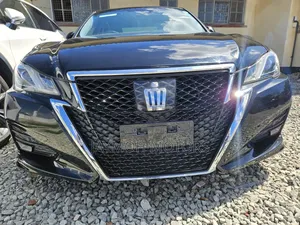 Toyota Crown 2018 Black