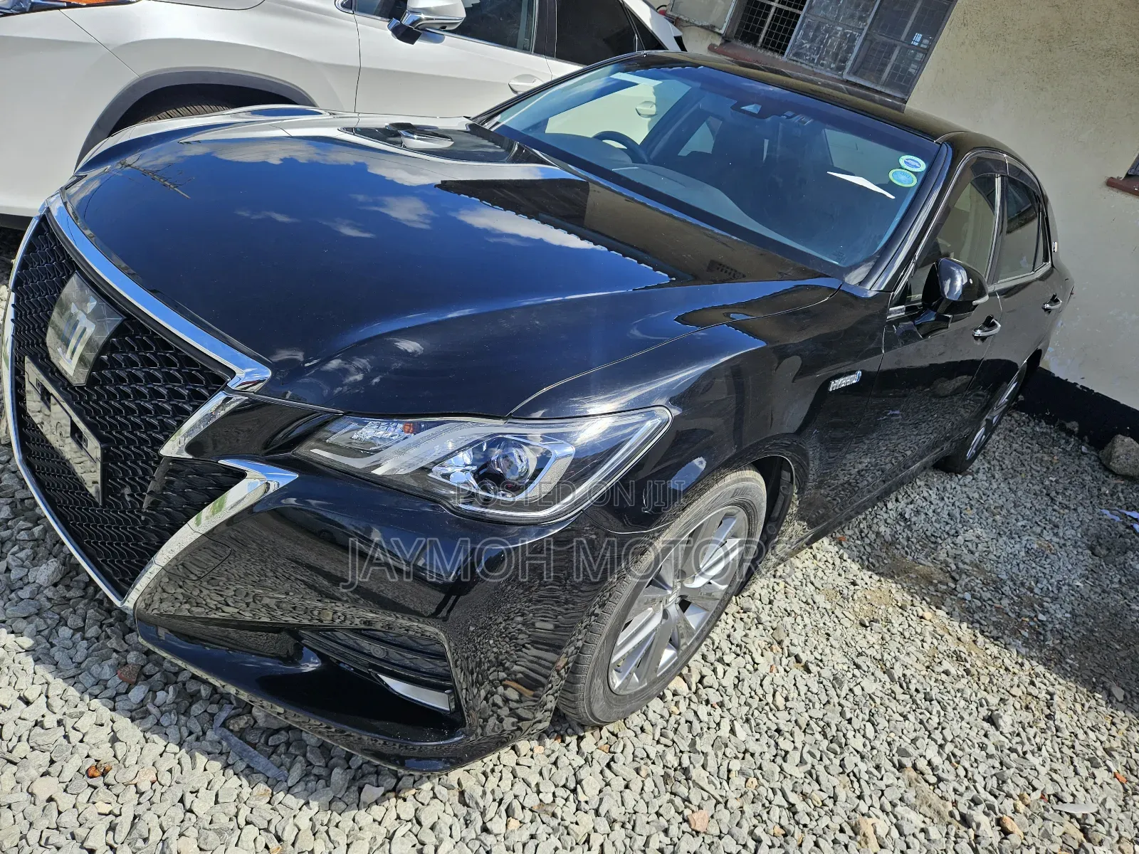 Toyota Crown 2018 Black