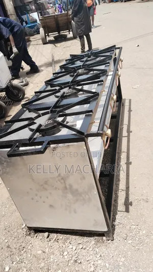 Commercial Sizes Closed Four Burner Gas Grill Jikos