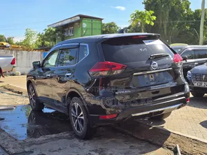 Nissan X-Trail 2.0 Petrol AWD 2018 Black