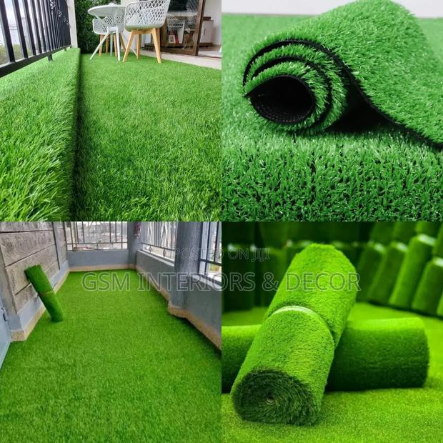 Artificial Green Grass Carpets With Artificial Plants - main view