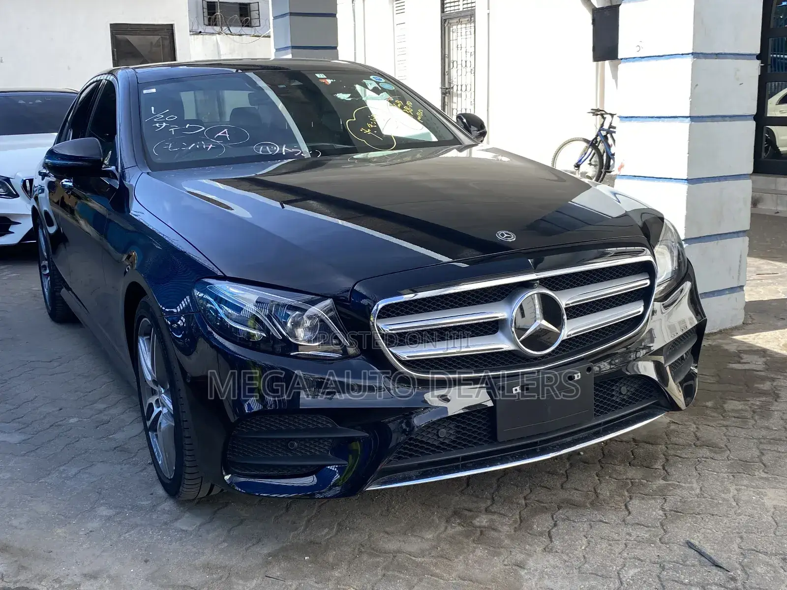 Mercedes-Benz E200 2018 Black