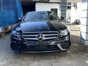 Mercedes-Benz E200 2018 Black