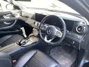 Mercedes-Benz E200 2018 Black