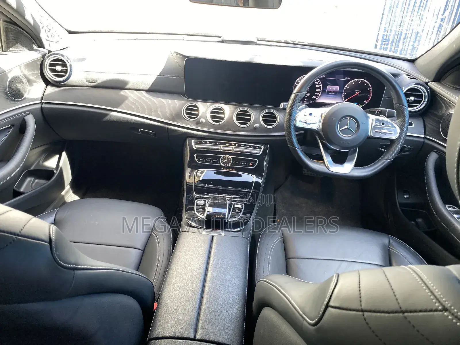 Mercedes-Benz E200 2018 Black