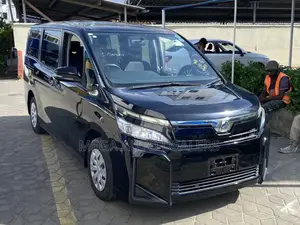 Toyota Voxy 2018 Black