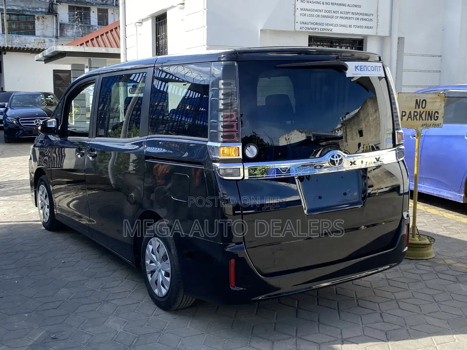 Toyota Voxy 2018 Black
