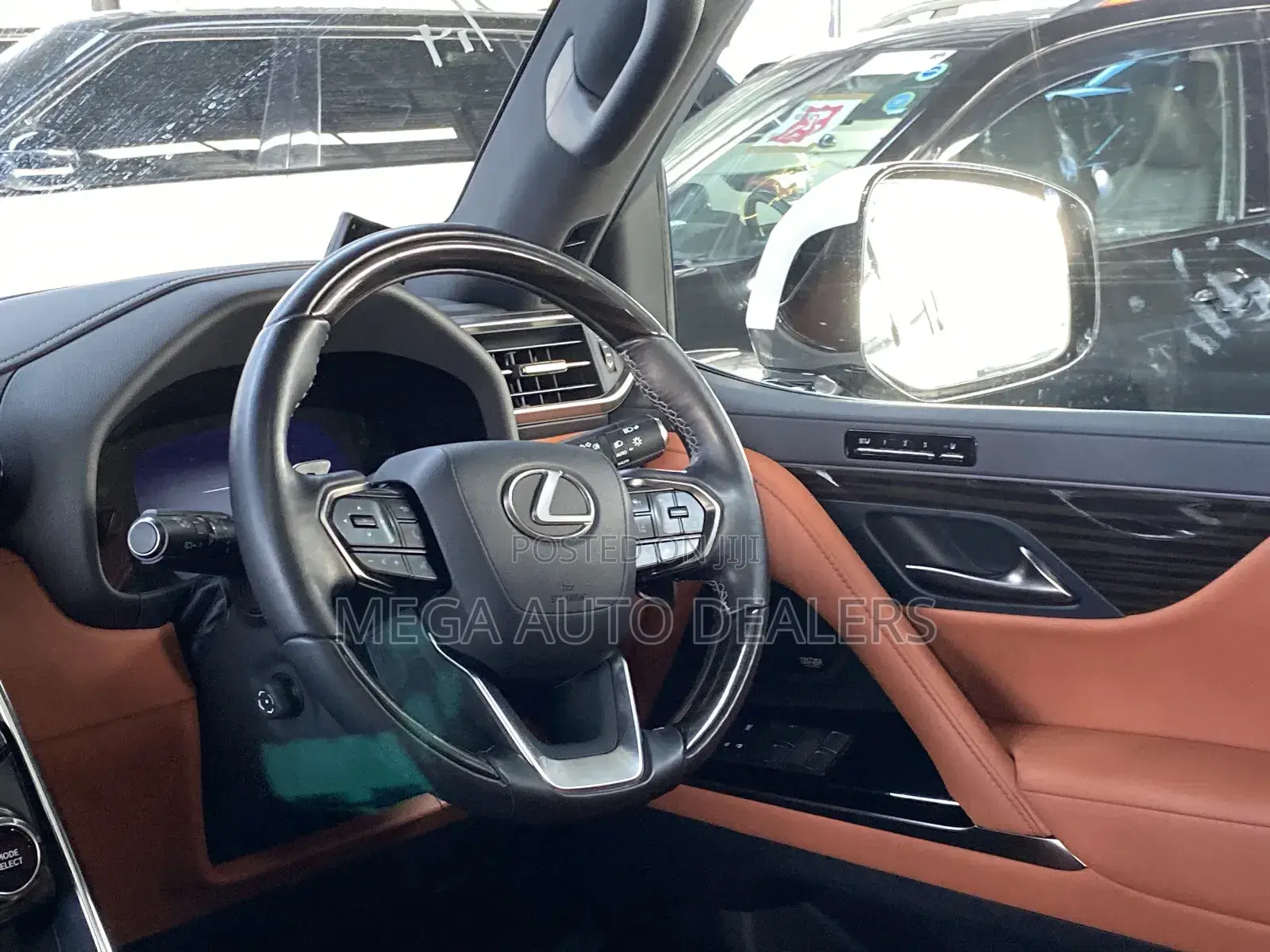 Lexus LX 2022 White