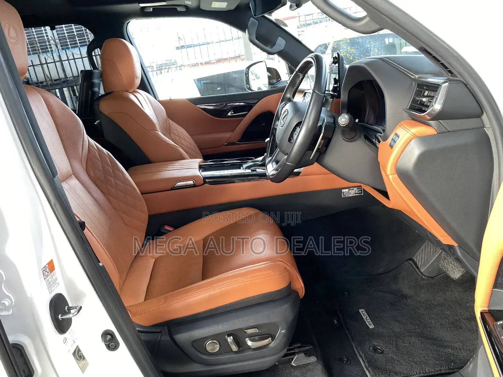 Lexus LX 2022 White