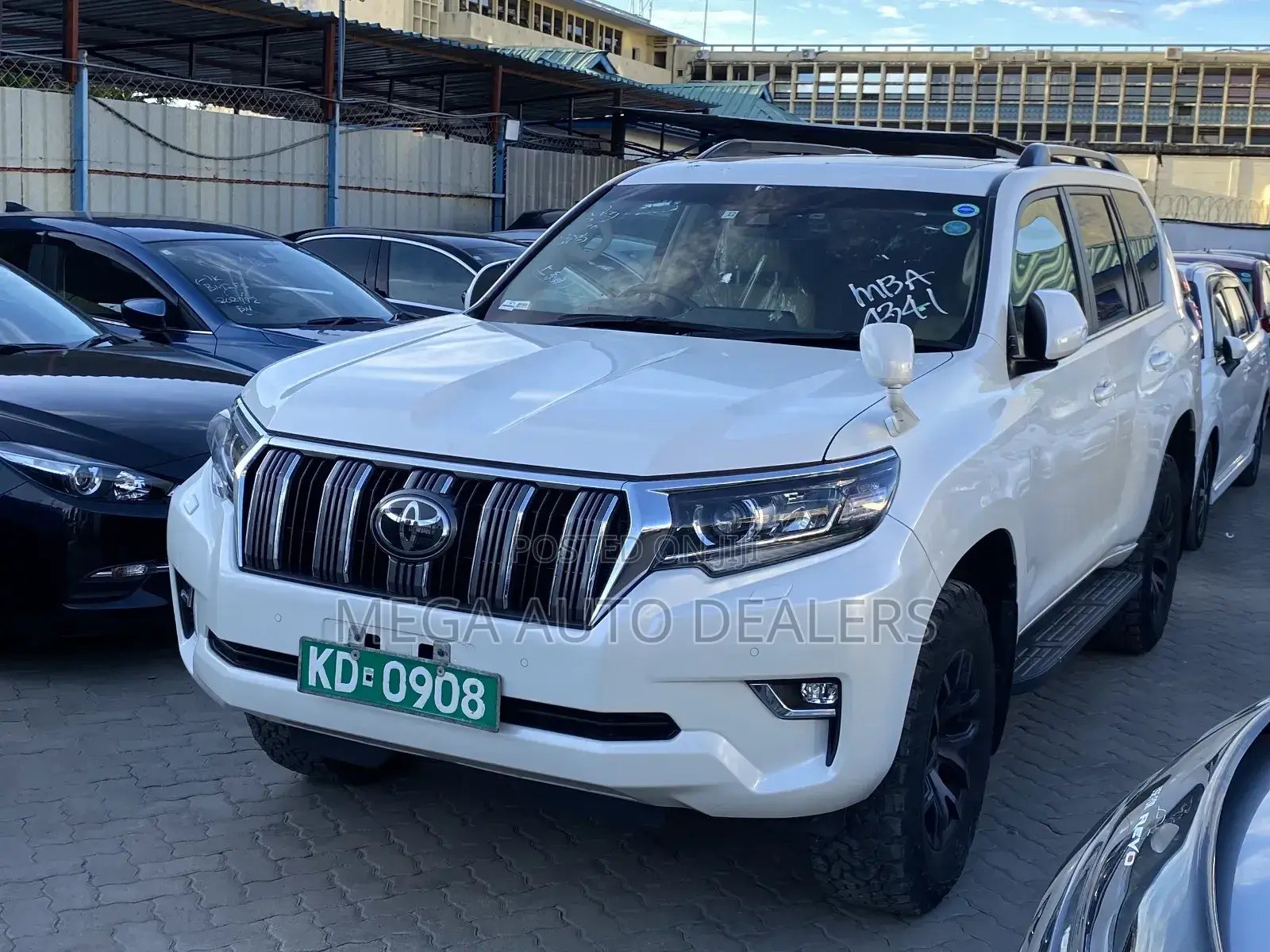 Toyota Land Cruiser Prado 2018 White