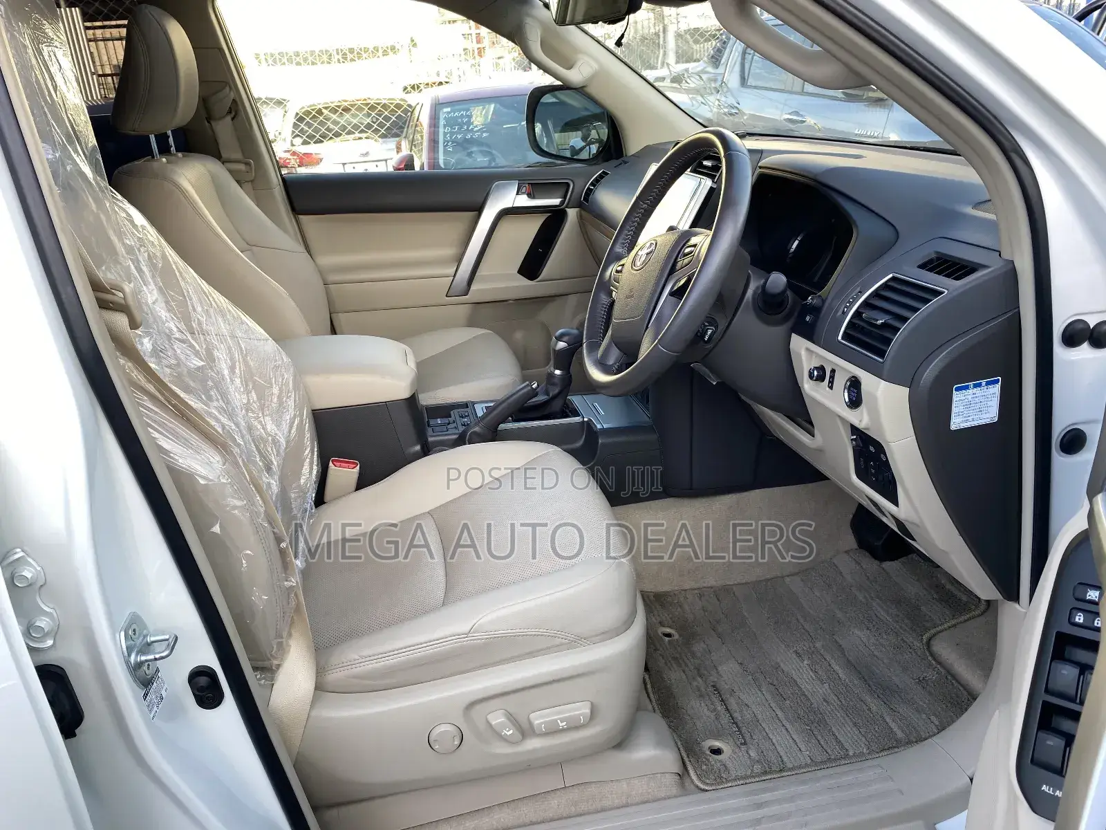 Toyota Land Cruiser Prado 2018 White