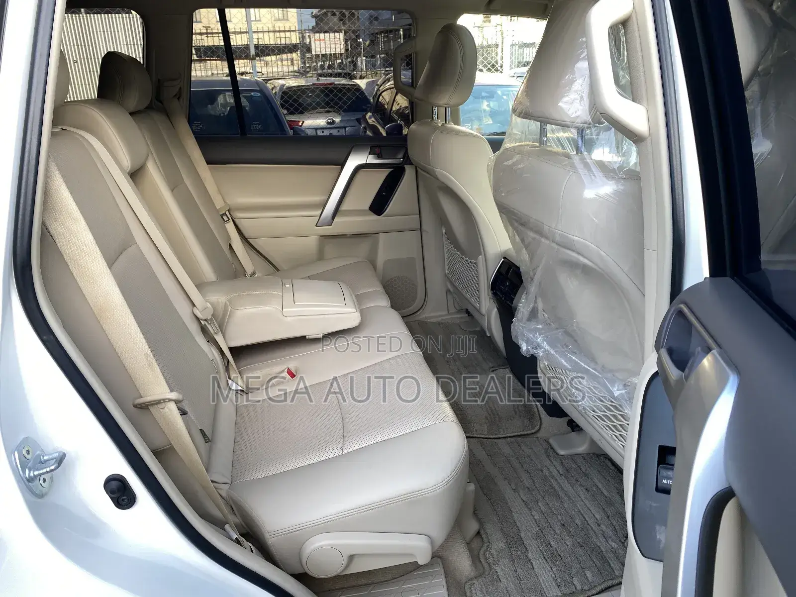 Toyota Land Cruiser Prado 2018 White