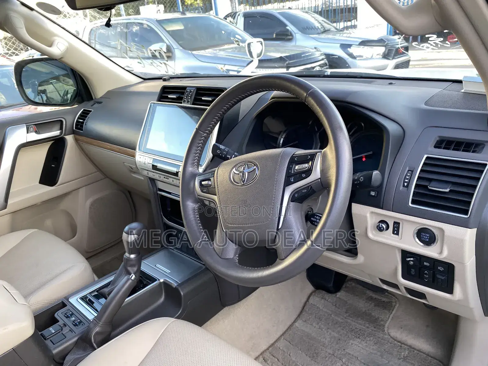 Toyota Land Cruiser Prado 2018 White