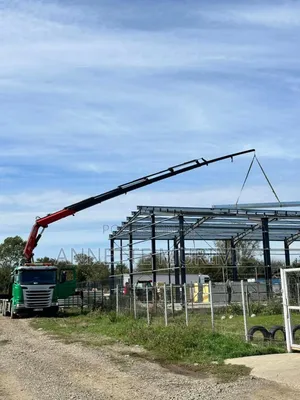Lorry Crane/Self Loader/Hiab Hire in Mombasa and Nairobi.