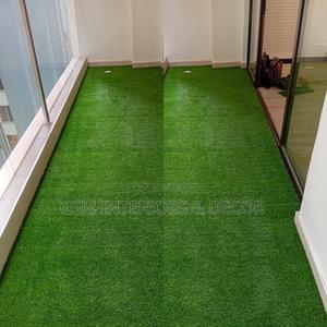 Front Yard Artificial Green Grass Carpets Green Grass - main view