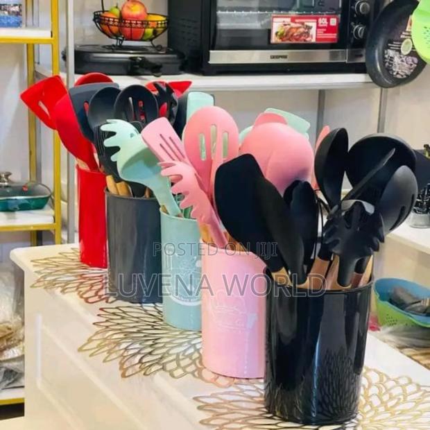 *11 PCS Silicon Spoons