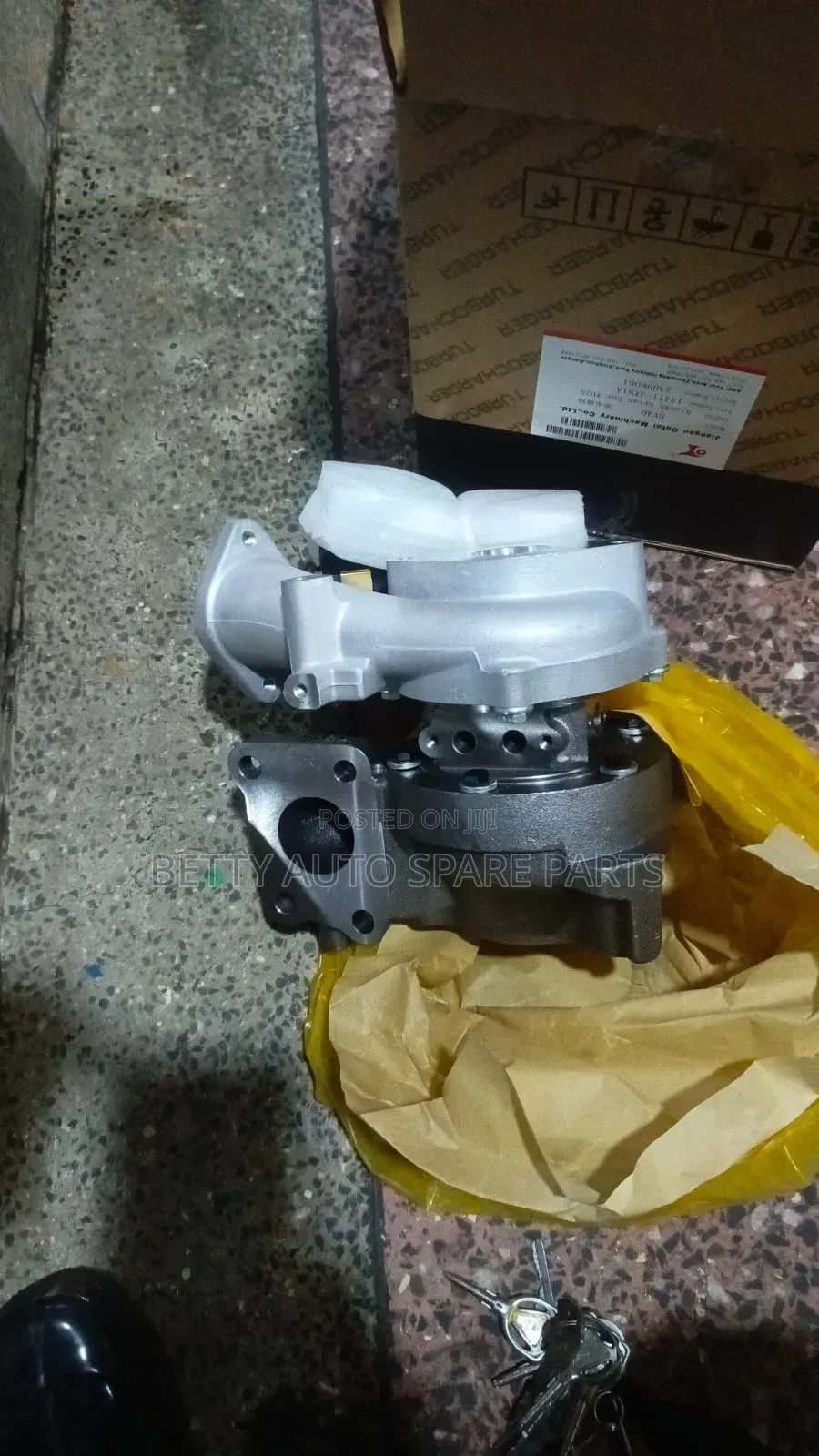 Nissa Nv350 Turbo