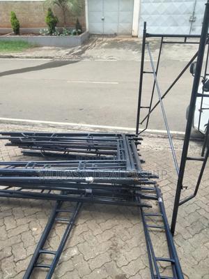 Perfect Fitting Scaffold Ladders - thumbnail 2