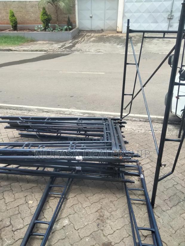 Perfect Fitting Scaffold Ladders - main view