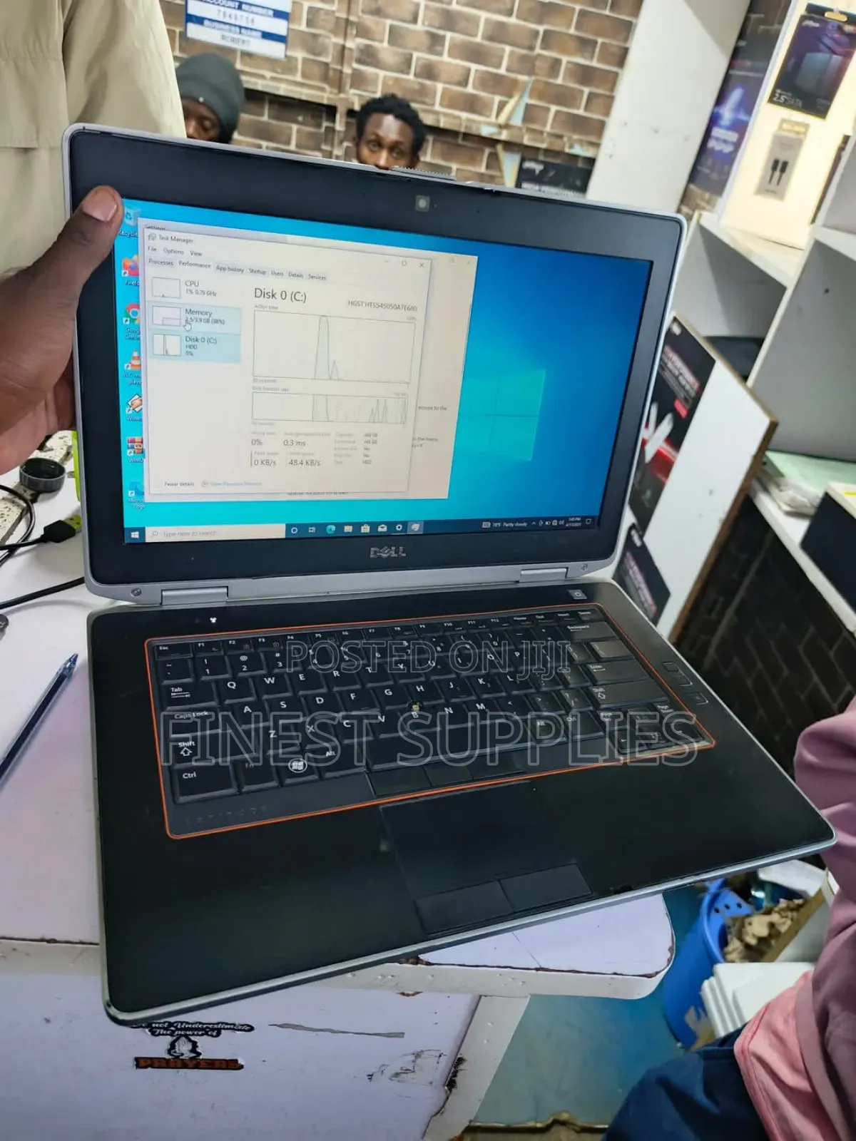 Laptop Dell Inspiron 15 4GB Intel Pentium HDD 250GB