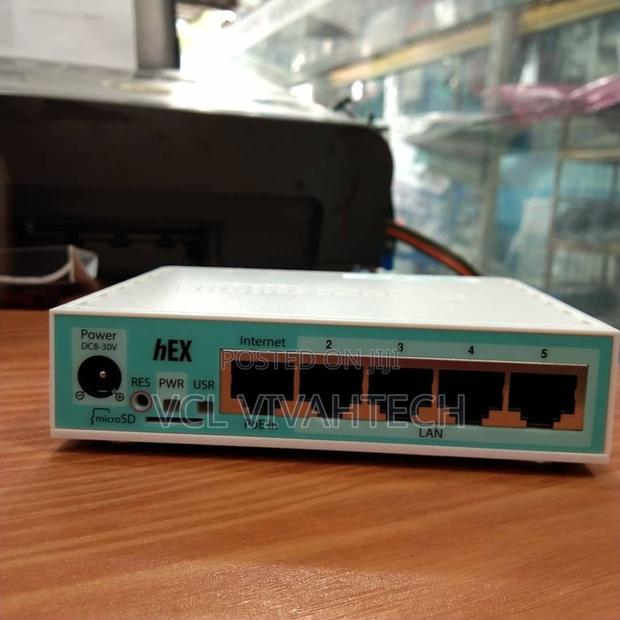 Mikrotik Routerboard Rb750gr3, Hex Router - main view