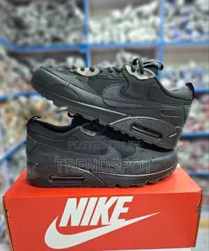 Airmax 90 Command
Sizes 40 - 40-45