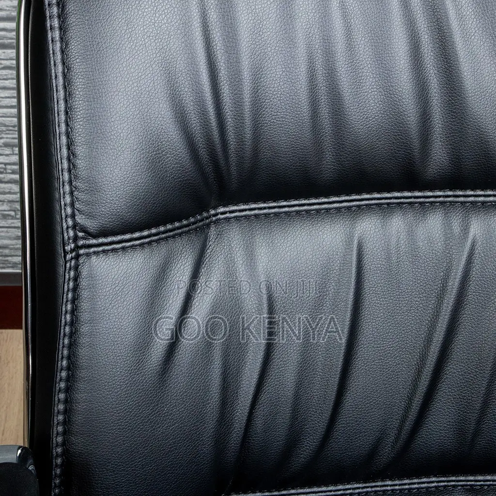 Office Chair ; Office Visitor Seat in Leather
