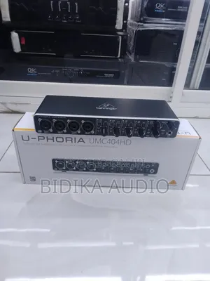 Behringer Usb Audio Interface U-Phoria Umc404hd