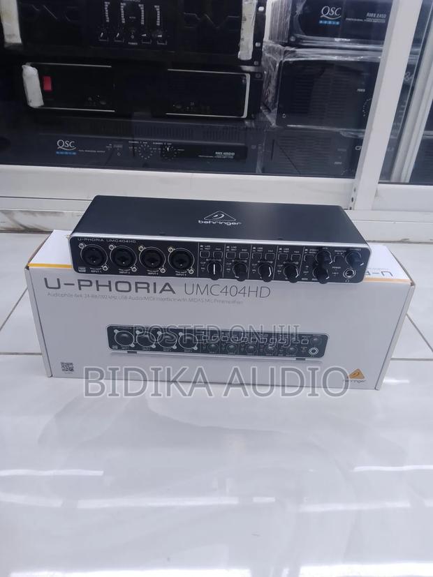 Behringer Usb Audio Interface U-Phoria Umc404hd