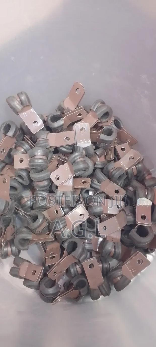 Credo Clips for Holding Copper Gas Pipes