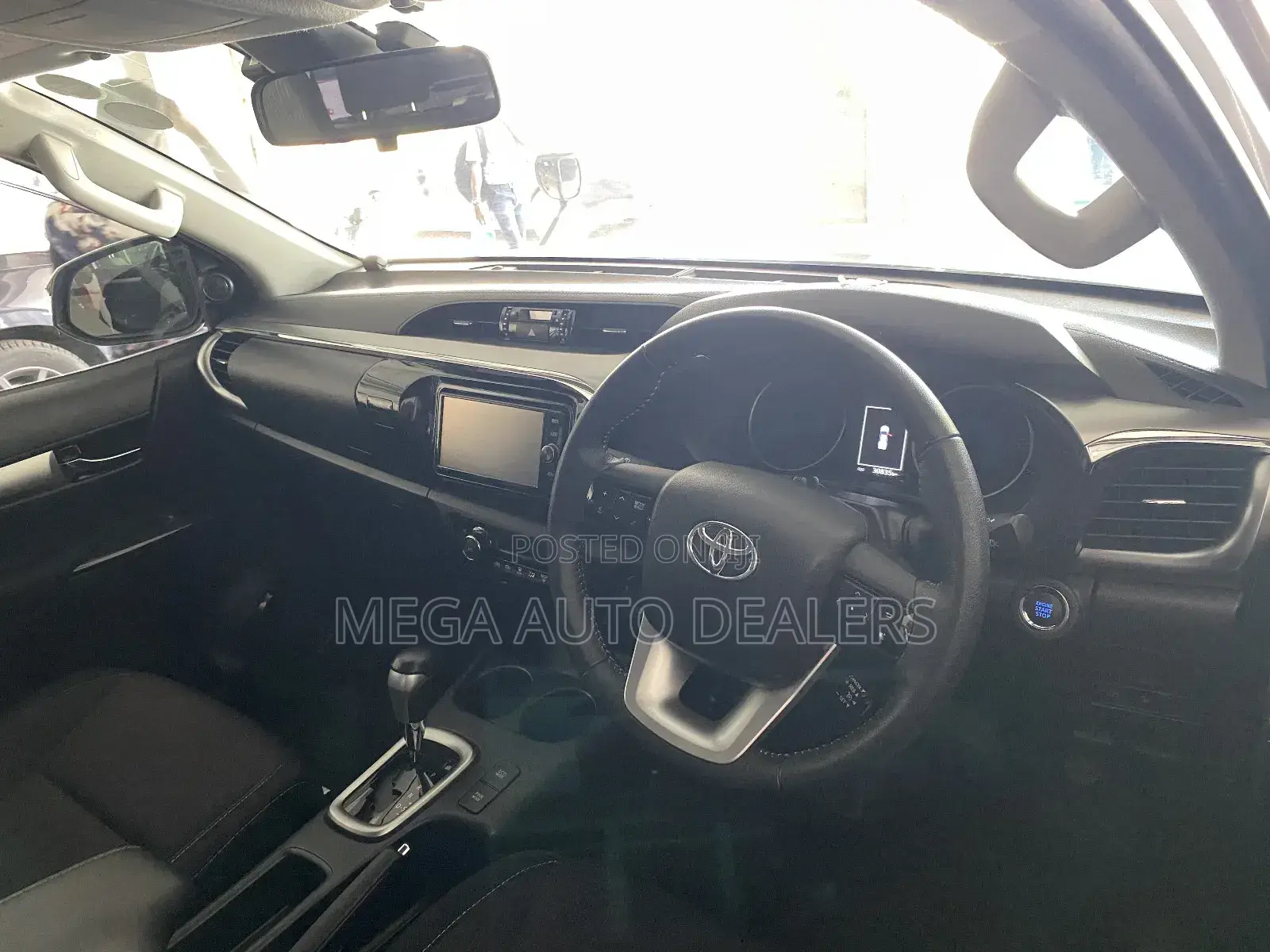 Toyota Hilux 2018 Silver