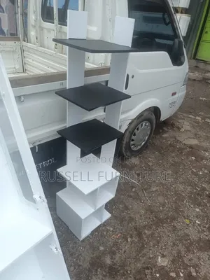 Side Shelf Decor