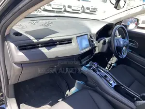 Honda Vezel 2018 Black