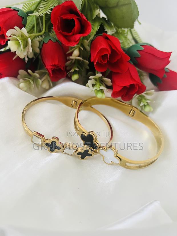 Stainless Steel Self Clipping Bangles at 799-Black/Gold - thumbnail 2