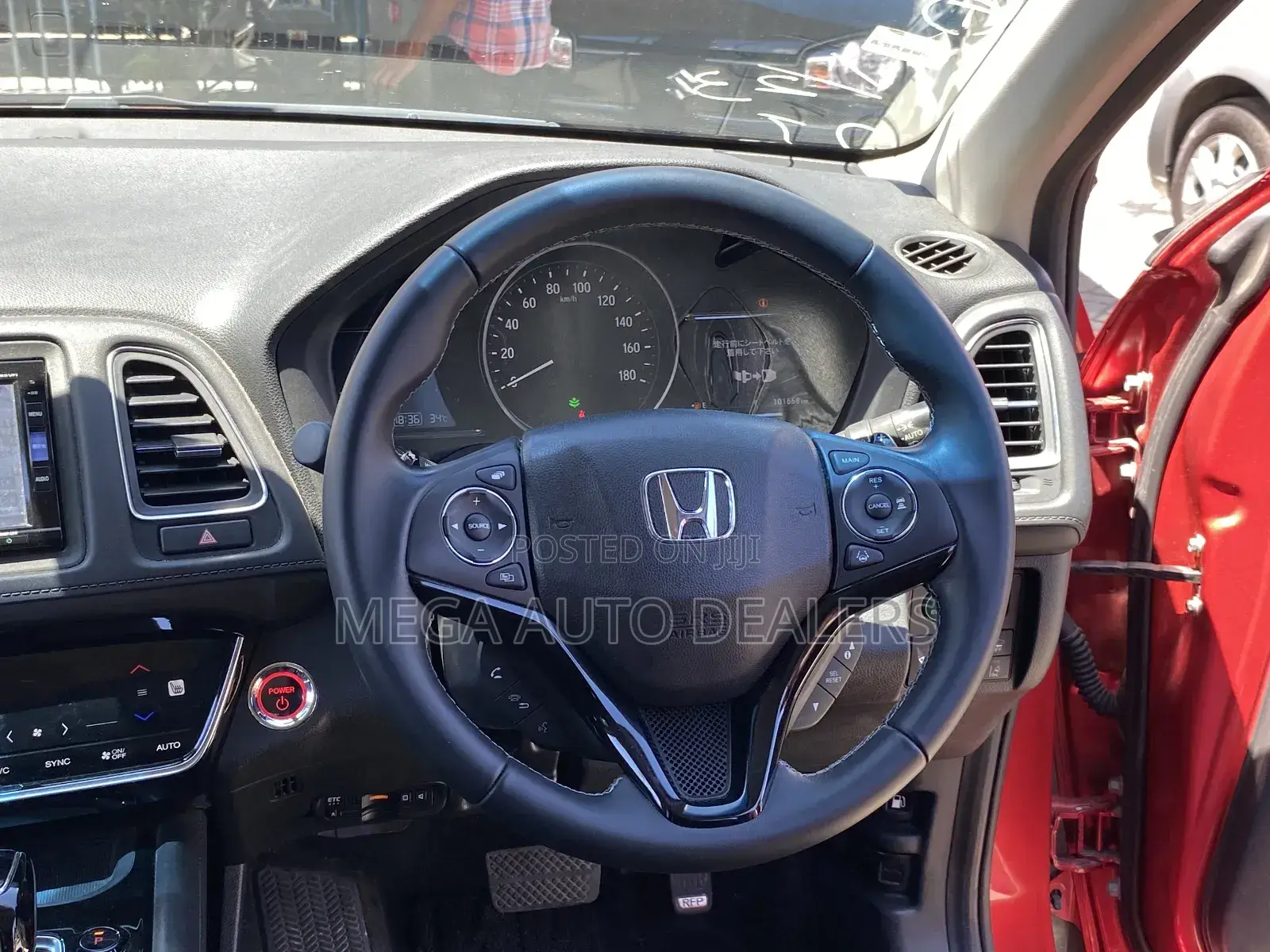 Honda Vezel 2018 Red