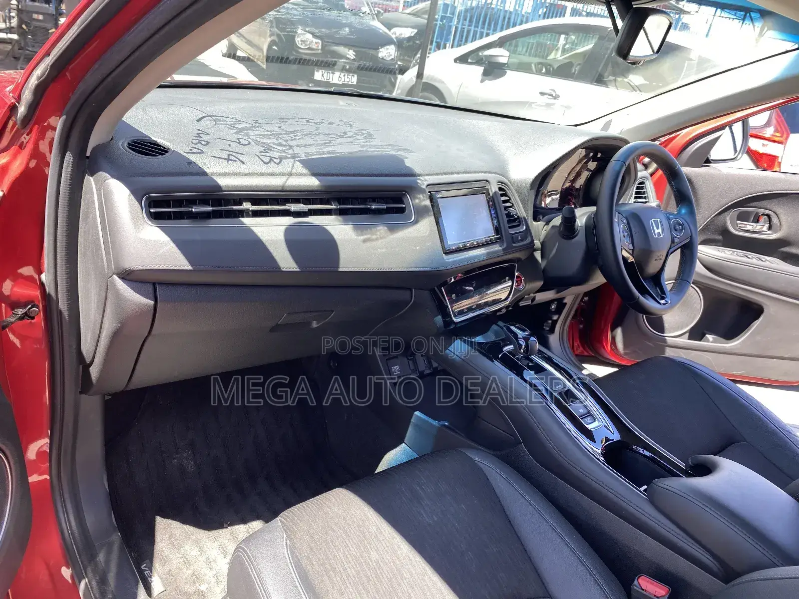 Honda Vezel 2018 Red
