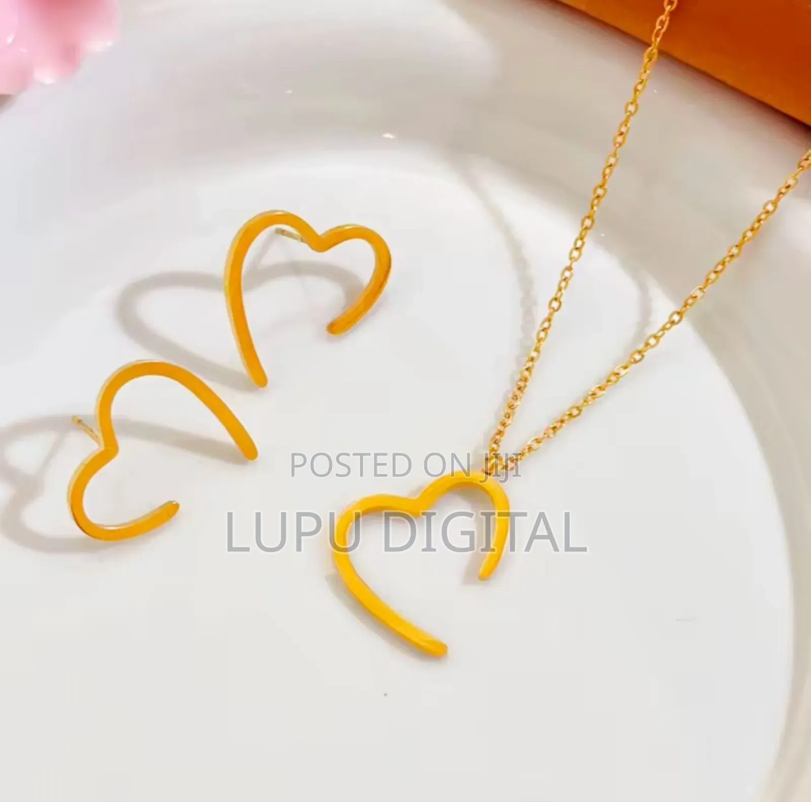 Matching Jewellery Set