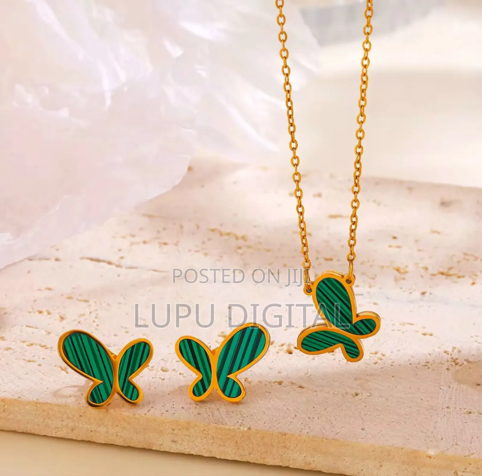 Matching Jewellery Set