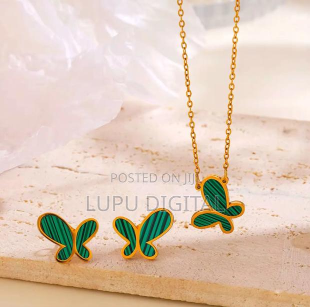 Matching Jewellery Set - thumbnail 12