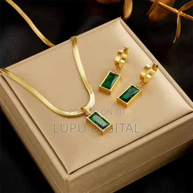 Matching Jewellery Set - thumbnail 13