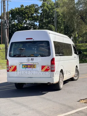 Toyota Grand HiAce 2014 White