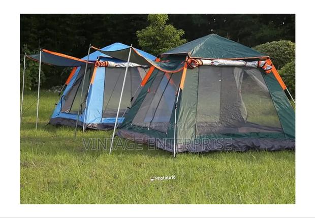 Camping Tent Size 240cm by 240cm 5-8pple