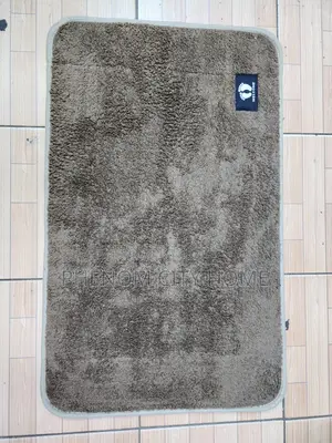 Fluffy Woolen Soft Fur Door Mats Available