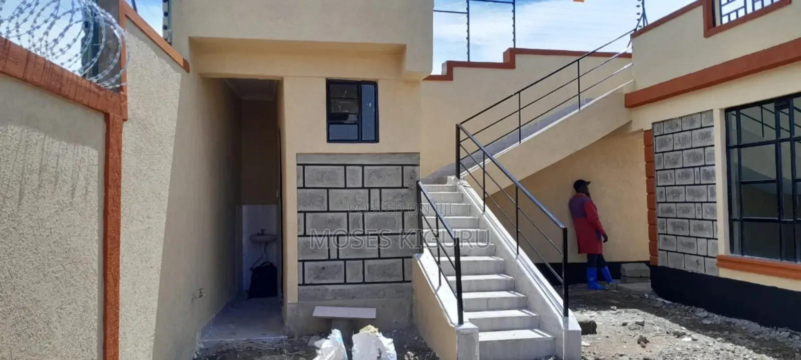 3bdrm Bungalow in Junction, Kimbo for sale